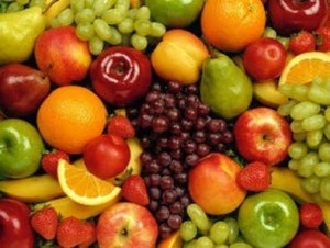 Conjunto de alimentos ricos en vitaminas